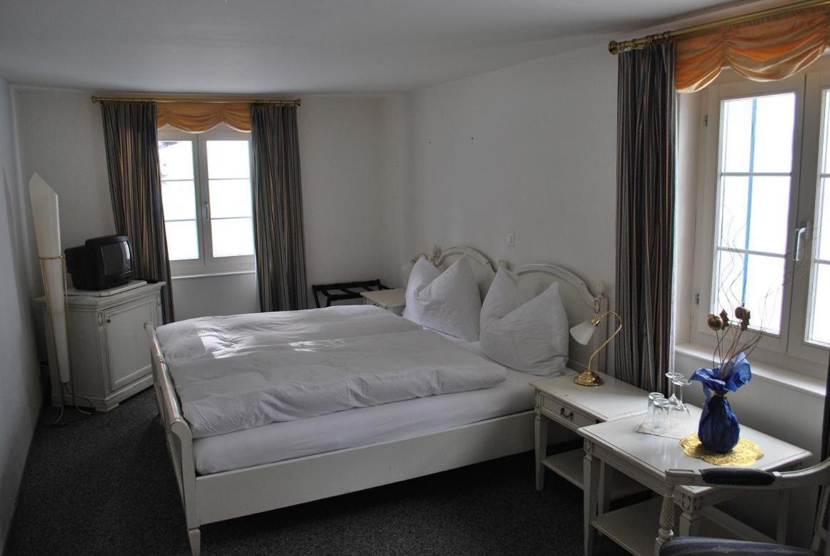 אוברוואלד Hotel Rhonequelle מראה חיצוני תמונה
