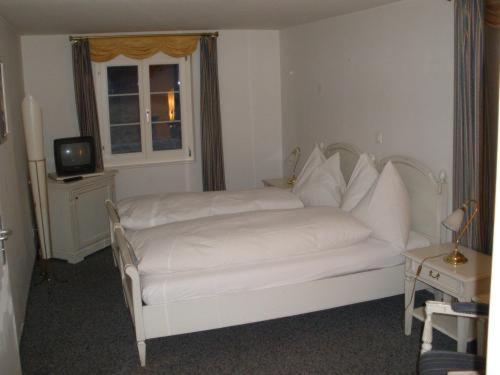 אוברוואלד Hotel Rhonequelle מראה חיצוני תמונה